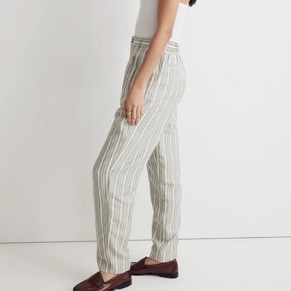 Madewell The Tailored Tapered Pant in Striped
Linen-Blend. Size 0. Green & White - Picture 2 of 14